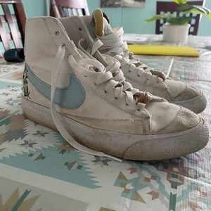 Nike Blazers Mid 77